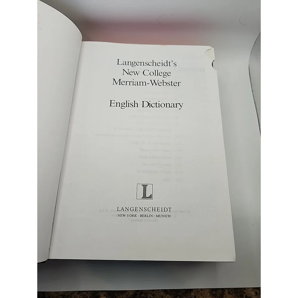 Langenscheidt's New College Merriam-Webster‎ English Dictionary